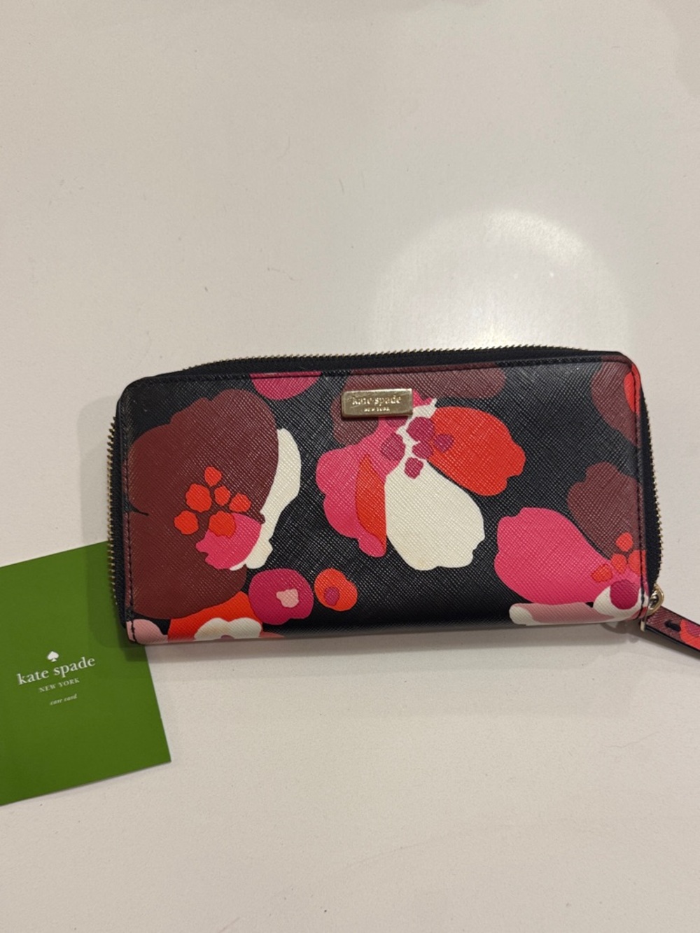 kate spade Black Floral Zip-Around Wallet with Pink and Red Blooms - Picture 1 of 3
